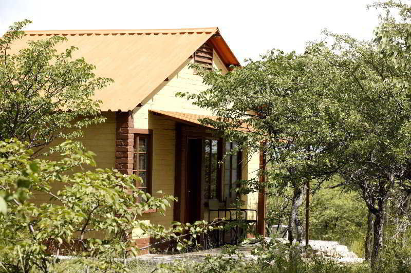 Gondwana Etosha Safari Camp Villa Okaukuejo Bagian luar foto