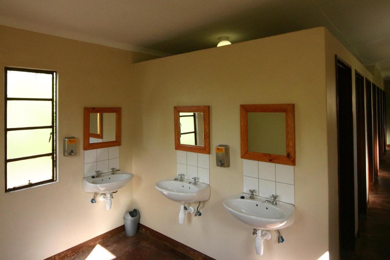 Gondwana Etosha Safari Camp Villa Okaukuejo Bagian luar foto