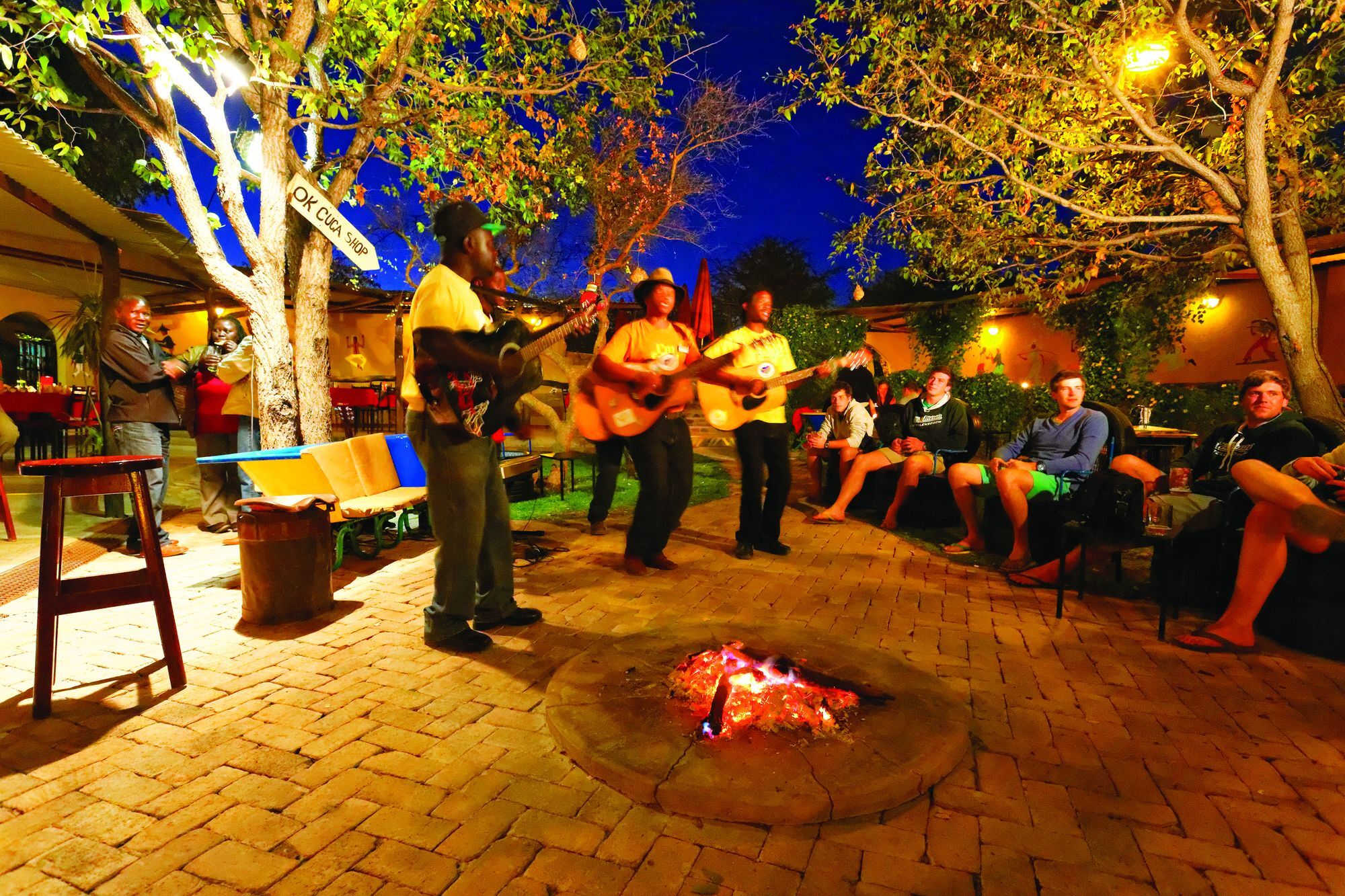 Gondwana Etosha Safari Camp Villa Okaukuejo Bagian luar foto