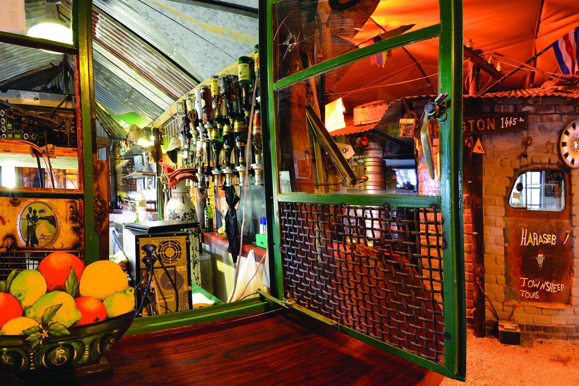 Gondwana Etosha Safari Camp Villa Okaukuejo Bagian luar foto